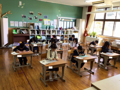 2.13 12年書写　水筆を使って (2)